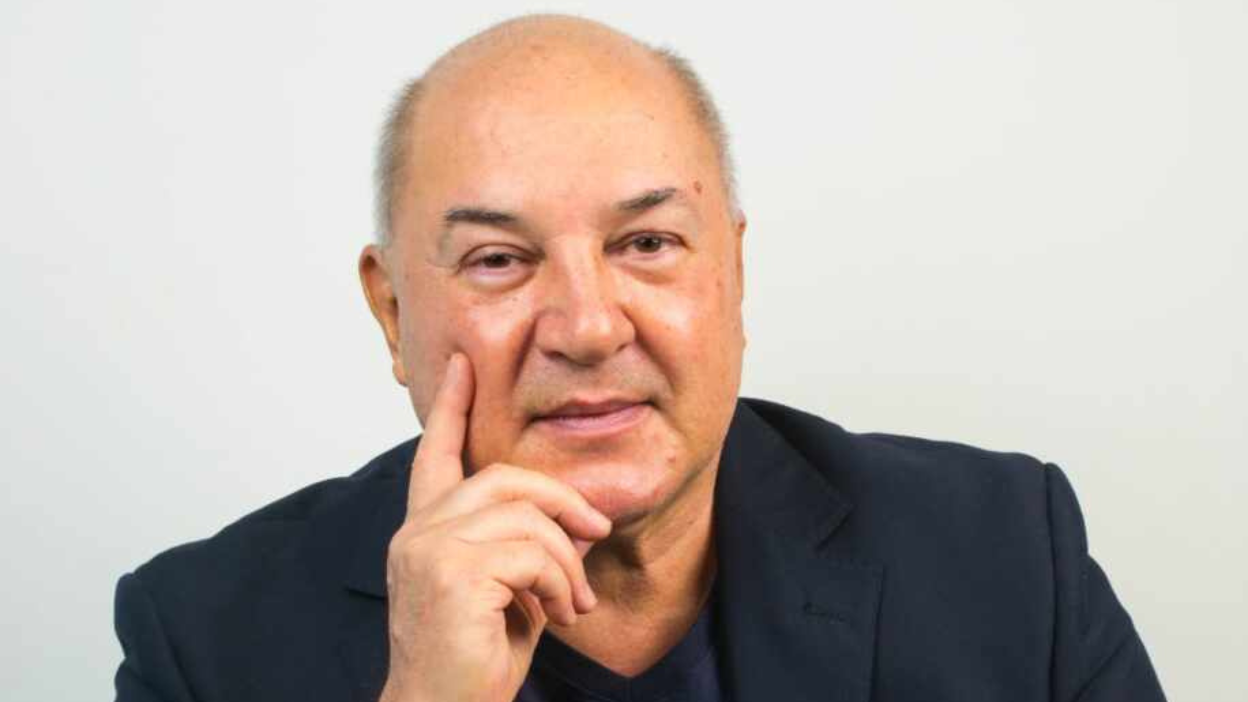 Leia mais sobre o artigo Dr. Jorge Guedes e Suas Contribuições para as Terapias Regenerativas de Células-Tronco